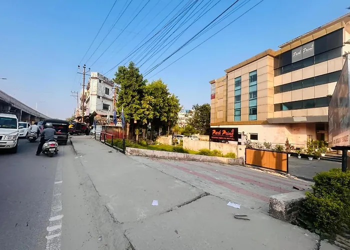 Hotel Park Prime With Primmum Rooms Haridwar