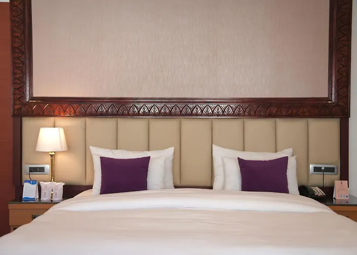 Hotel The Haven - Centrally Heated And Air Conditioned