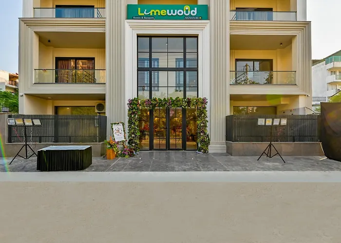 Limewood Signature - Golf Course Road