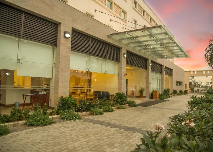 Kalyan Grand - A Business Hotel