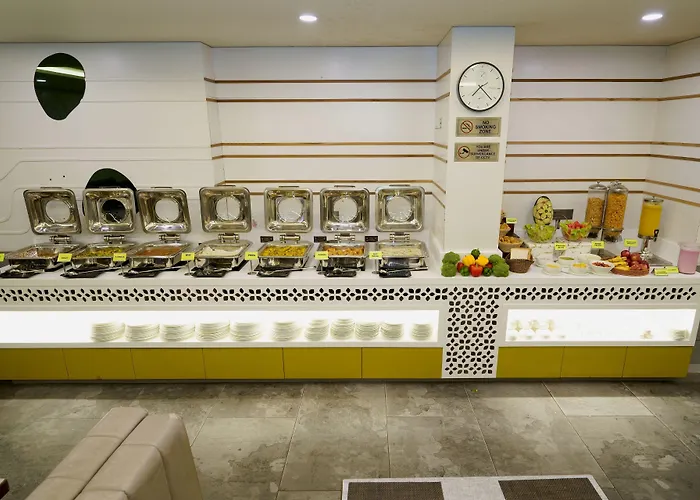 Hotel Sifat International