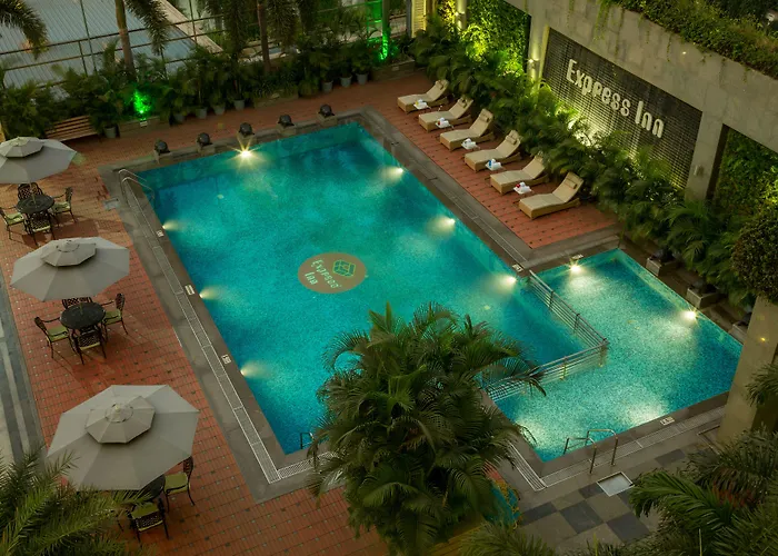 Express Inn The Business Luxury Hotel