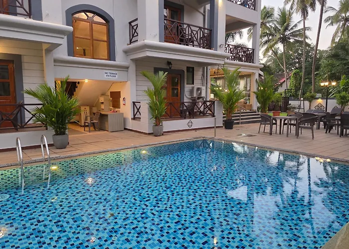 Coastal Suites Apart Hotel ---- 10 Minutes Walk To Beach