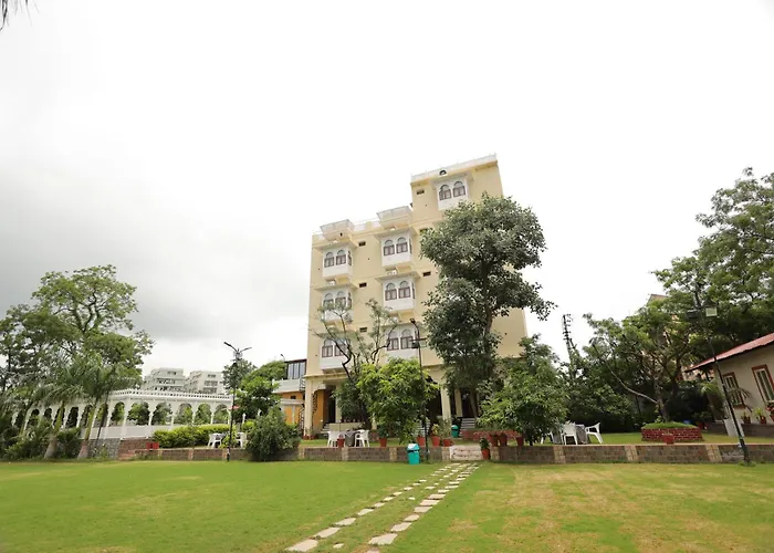 Manas Resort By Rudrakshi