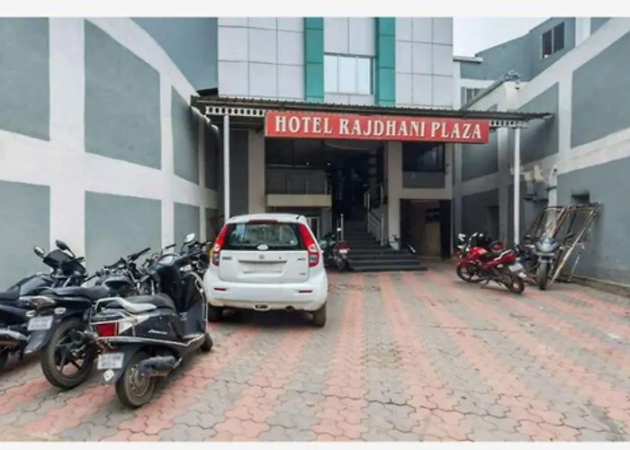 Hotel Rajdhani Plaza