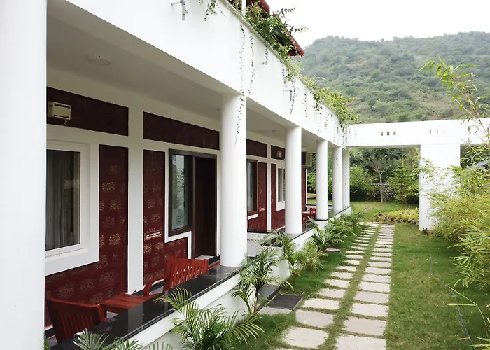 Sr Jungle Resort