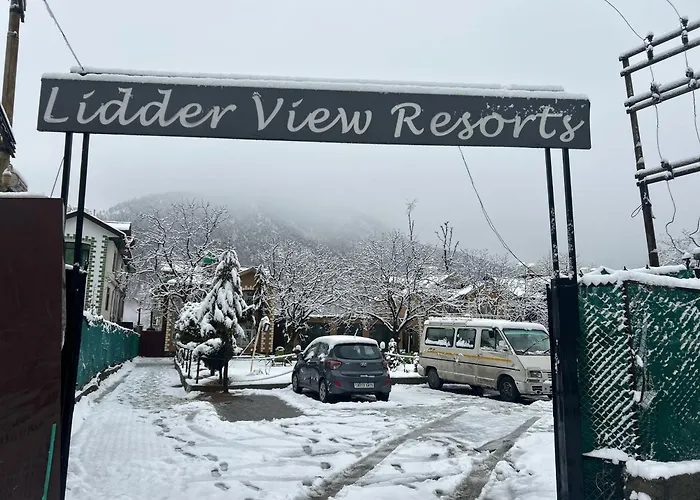 Lidder View The Best River Side Resort In Pahalgam