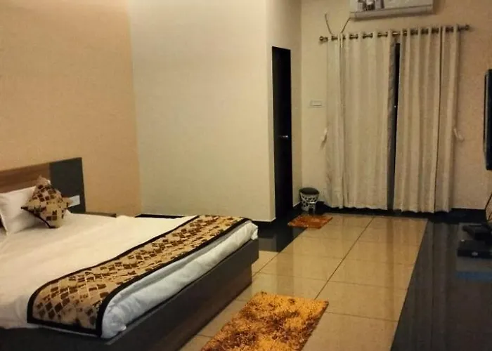 Hotel Krishna & Restaurent