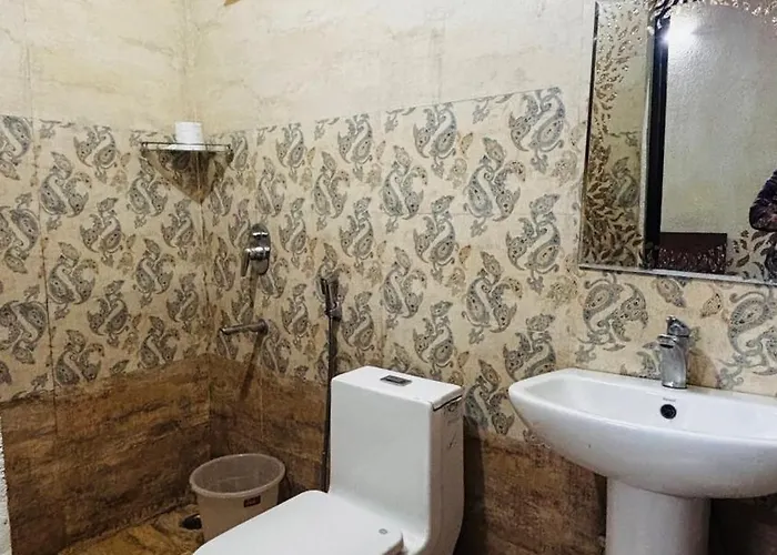 Hotel Devraj
