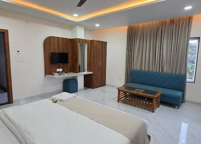 Starlight Restro And Hotel
