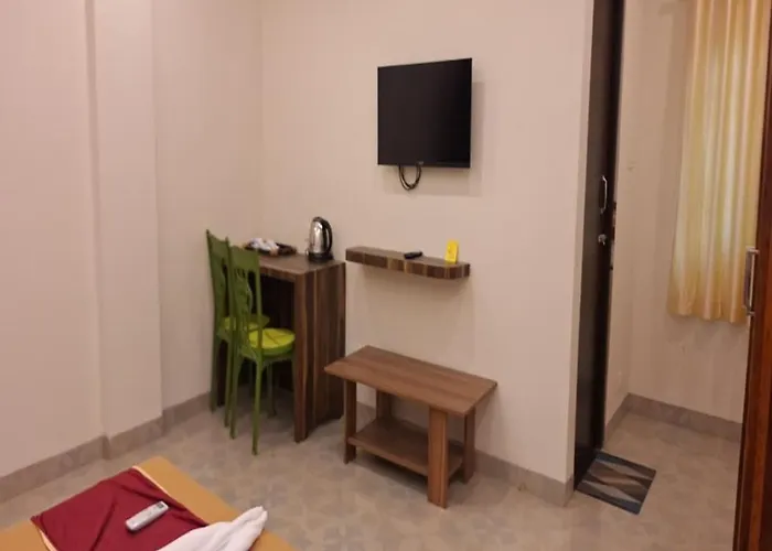 Aashirvaad Bed And Breakfast Homestay