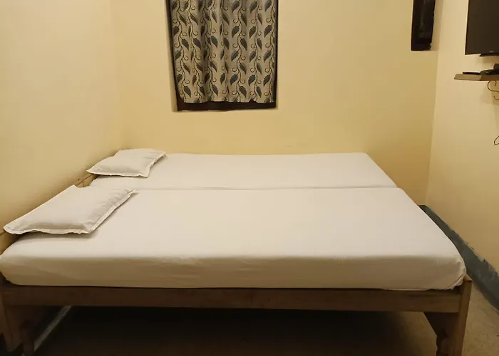 Bm Shaw Guest House
