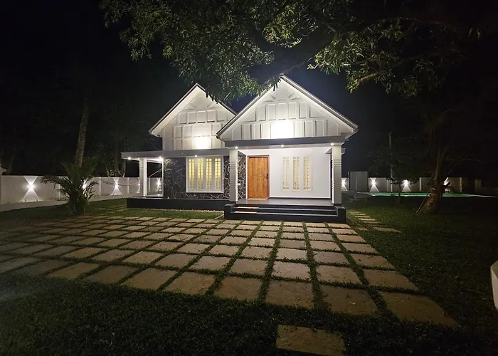 The Outhouse Villa Private Pool Alleppey
