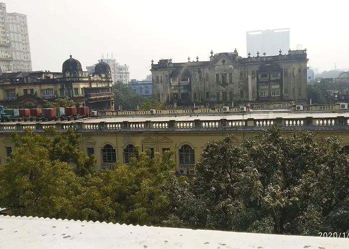 Red Arrow Residency, Kolkata