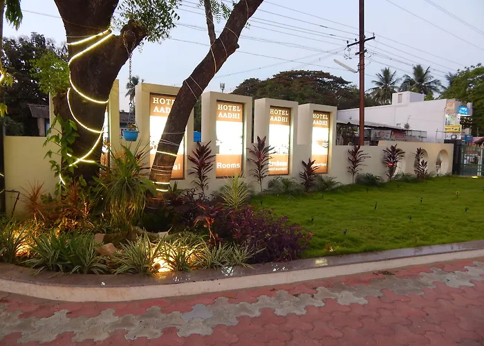 Hotel Aadhi