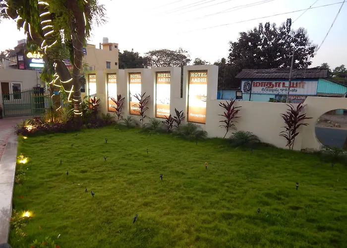Hotel Aadhi