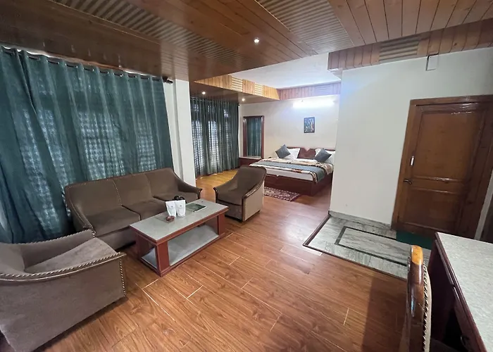 Hotel Kumar'S Dalhousie