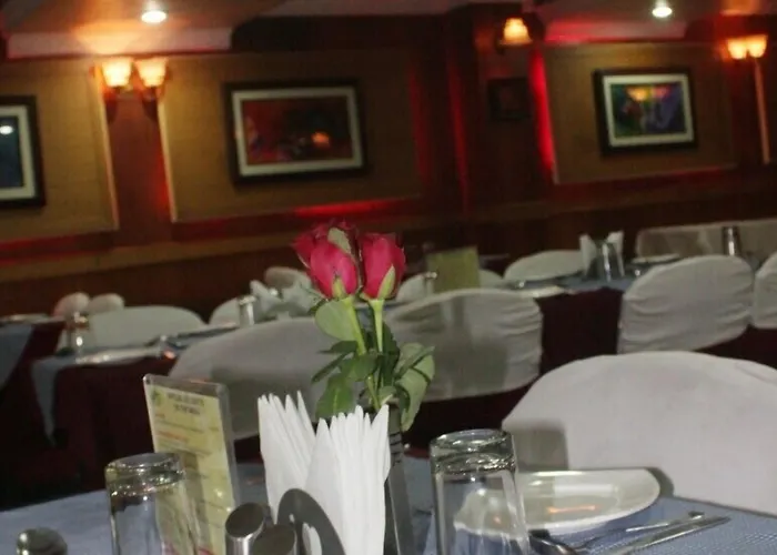 Hotel Aryapalace Bhubaneswar
