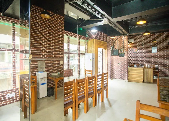 Hotel O Arora Shoppers Park