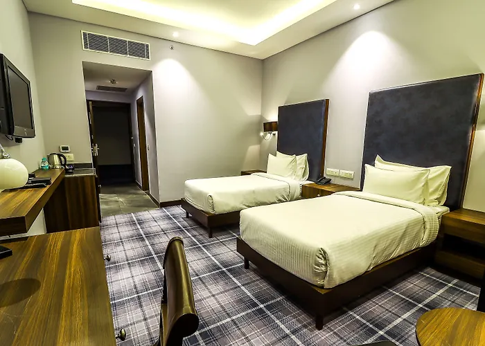 Piccadily Hotel
