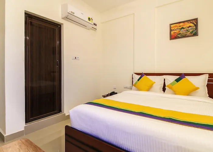 Itsy Hotels Riyas Grand
