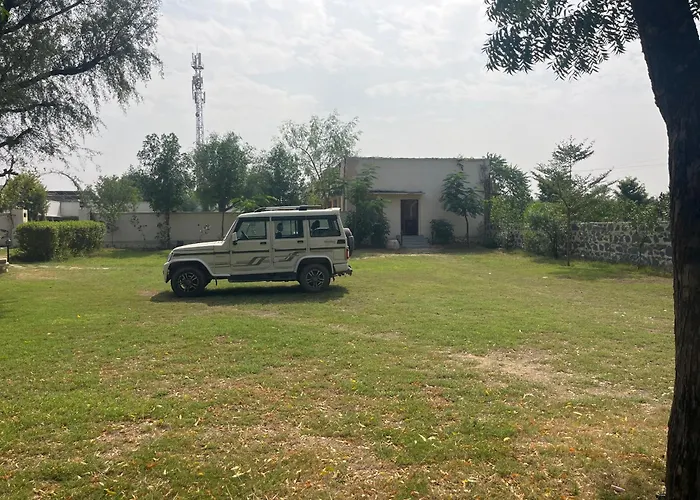 Hotel Ajitgarh
