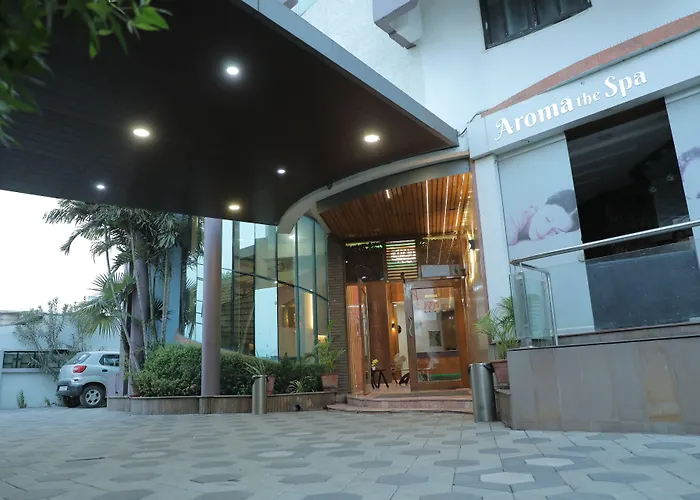 New Hotel Gokul