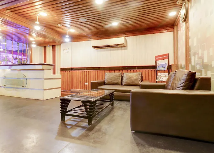 Treebo Calista, Patel Nagar