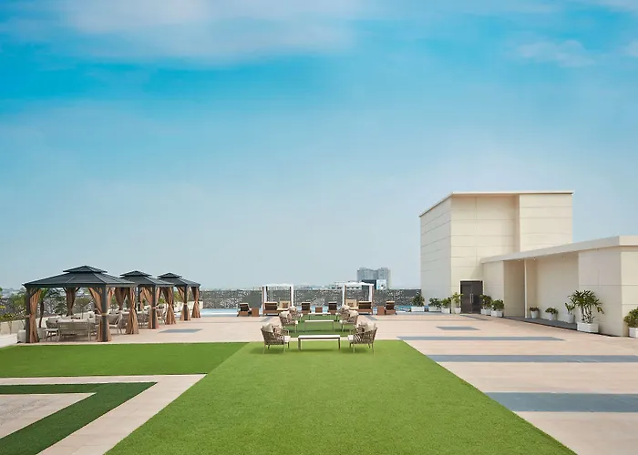 Doubletree By Hilton Varanasi
