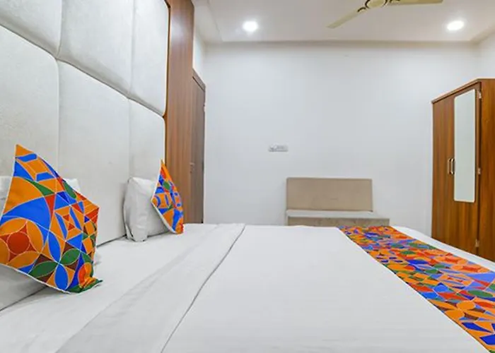 Fabhotel Right Choice