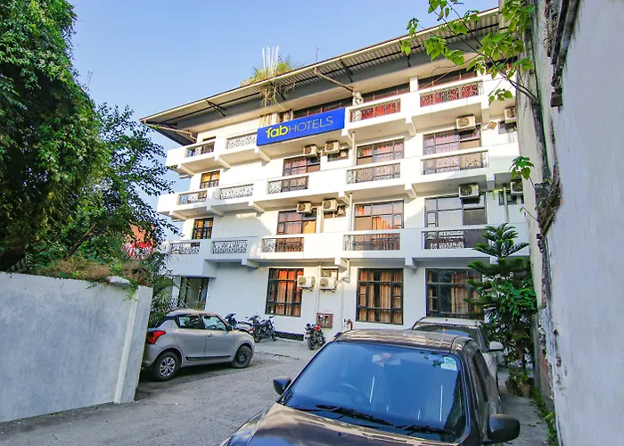 Fabhotel City Palace