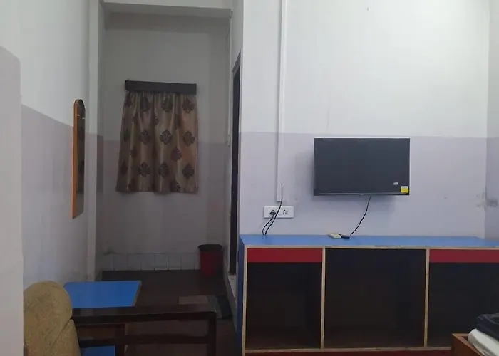 Mayur Hotel