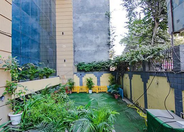 Via Singh Suite Gurgaon