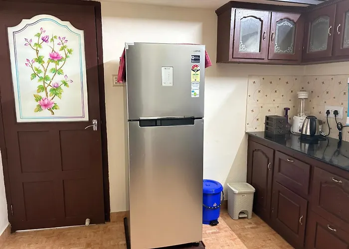 Moms Villa