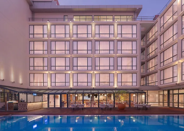 Courtyard By Marriott Goa Colva