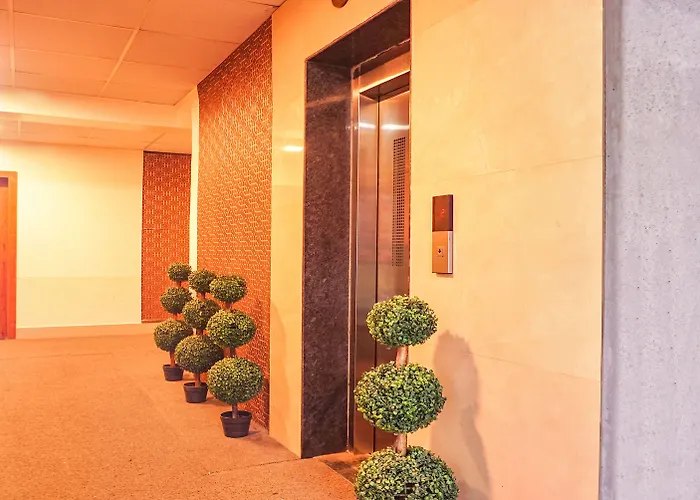 Hotel Embassy