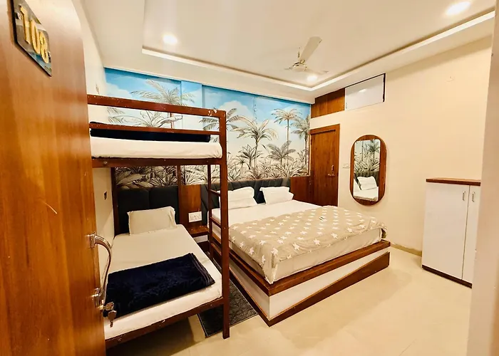 Hotel Maheshwar'S Stay