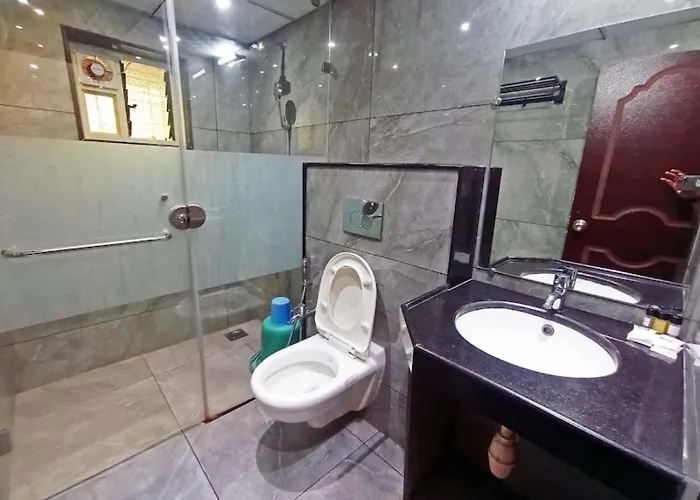 Flora Inn Gokarna
