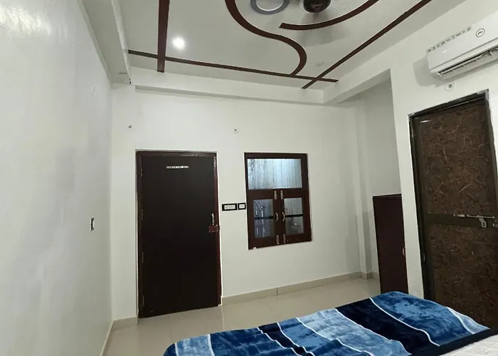 Shree Balaji Home Stay Ayodhya Contact Number 92782-97365