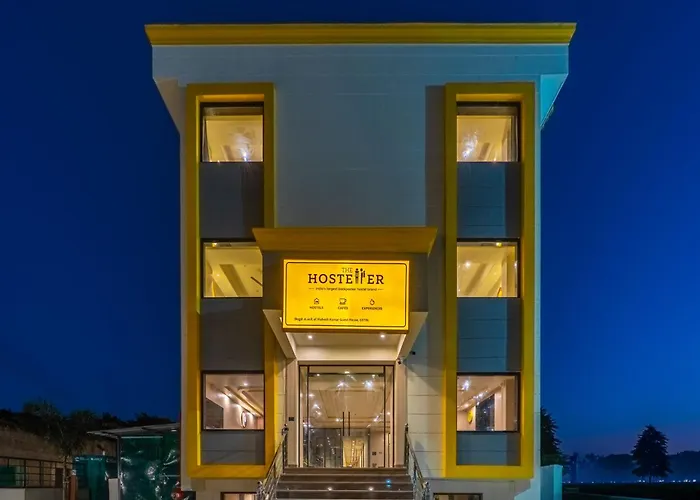The Hosteller Agra, Tajganj