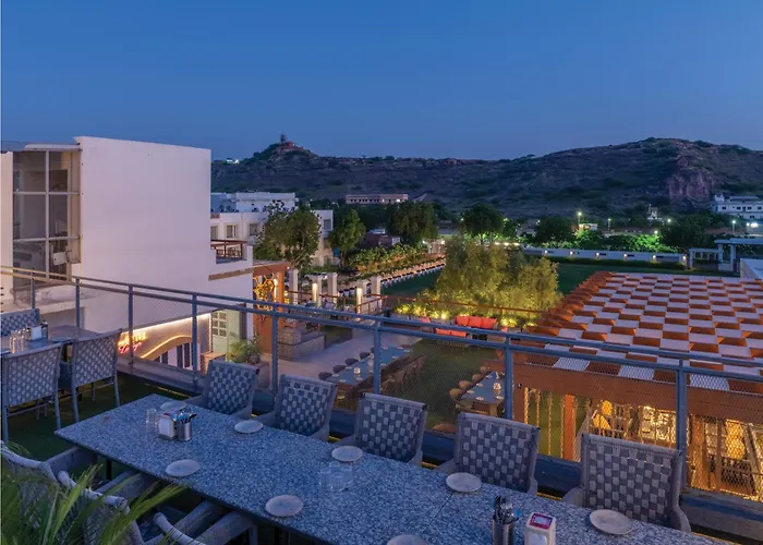 Lariya Resort
