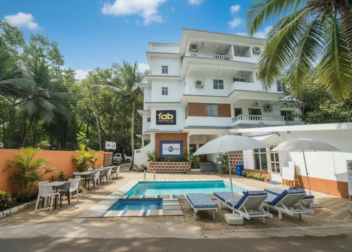 Fabhotel K7 Trends With Pool, Baga Beach - Nr Calangute Beach