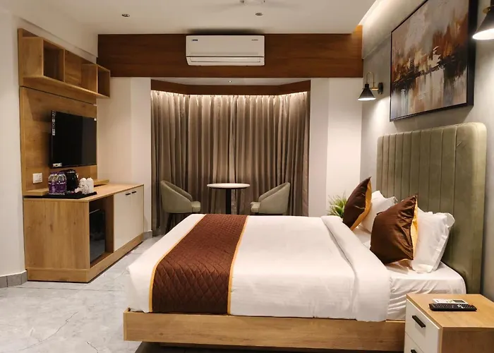 Mayo Suites