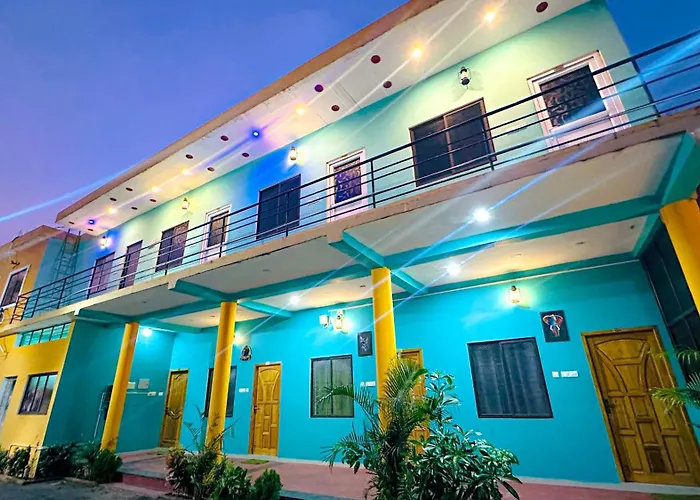 Sky Suite Residency