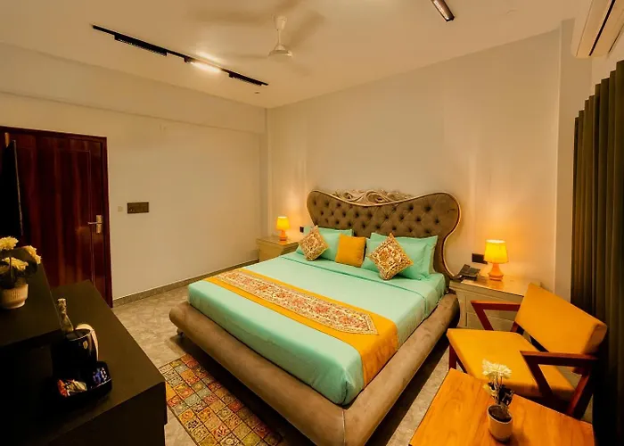 Hotel Aura Residency - A Luxury Hotel & Resort, Haridwar