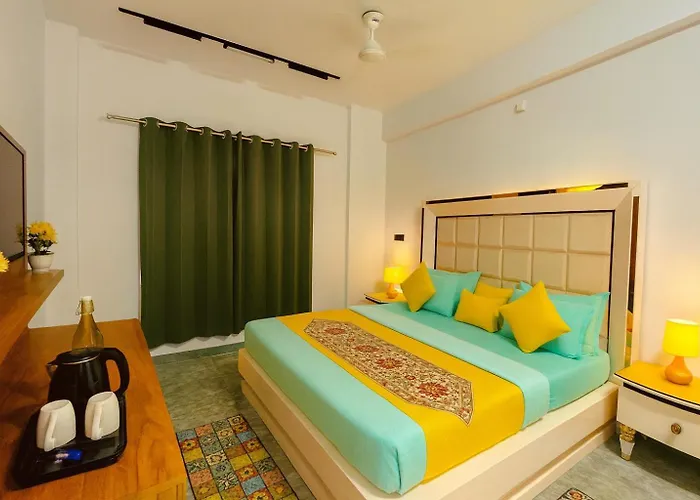 Hotel Aura Residency - A Luxury Hotel & Resort, Haridwar