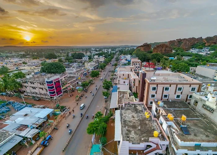 Hotel Grand Heritage Badami
