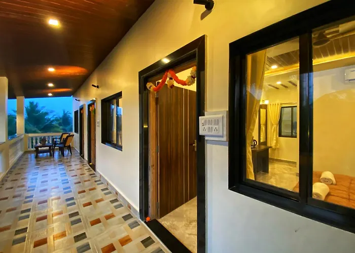 Beach Hive Resort Kashid