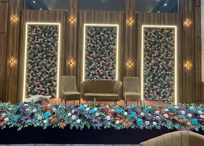 Xenious Opulent Hamirpur