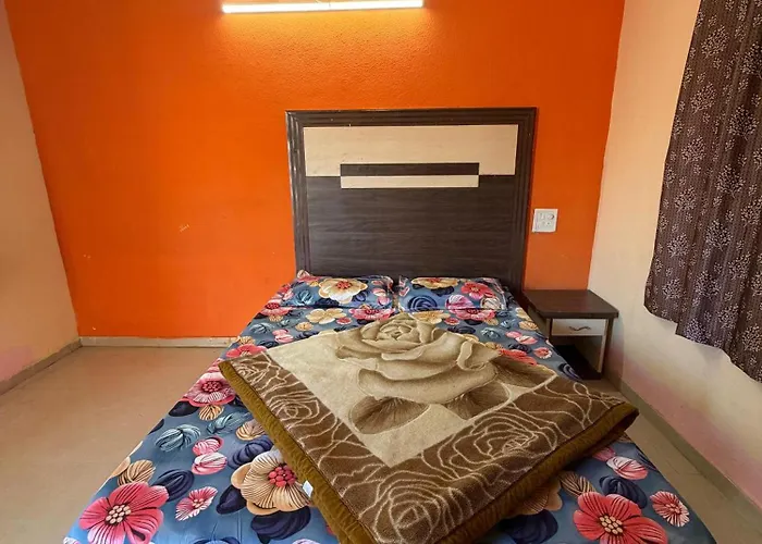 Hotel Sudama Palace - Mahabaleshwar , Couple & Family Stay Rooms With Free Wi-Fi In Main Market